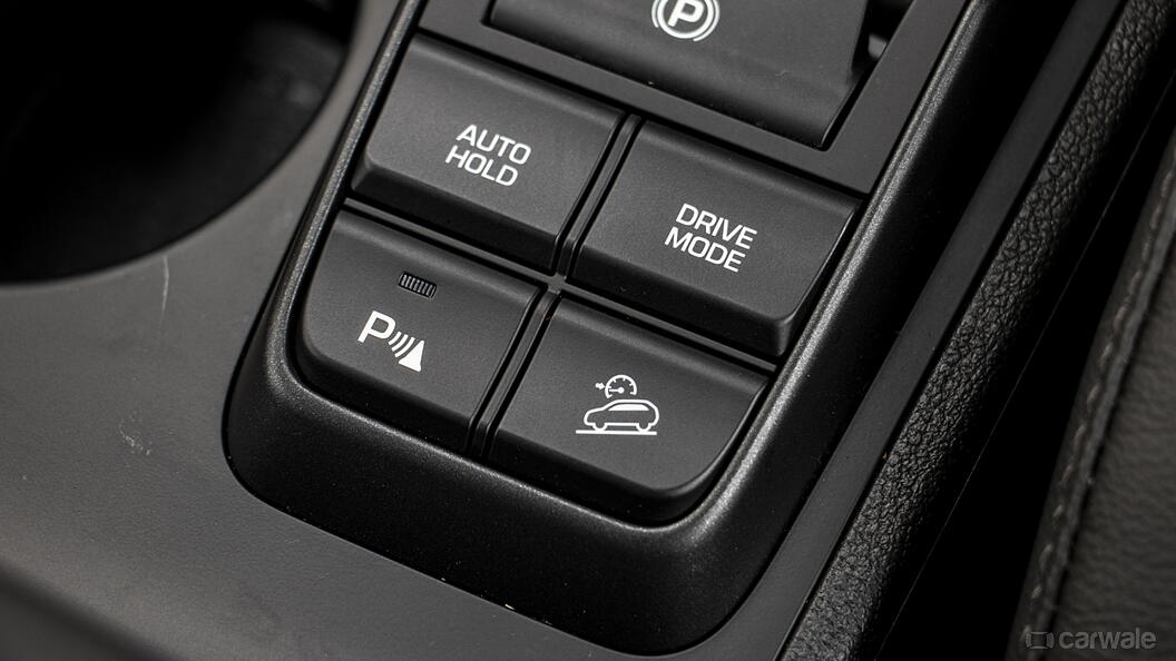 tucson-2020-2022-drive-mode-buttons-terrain-selector-image-tucson