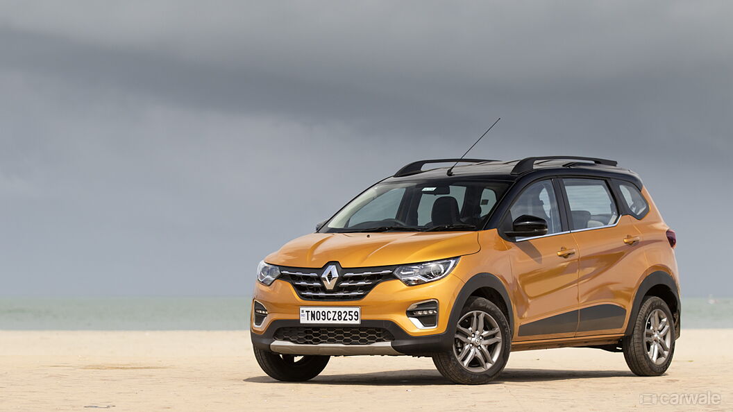 Renault Triber [2019-2023] Left Front Three Quarter