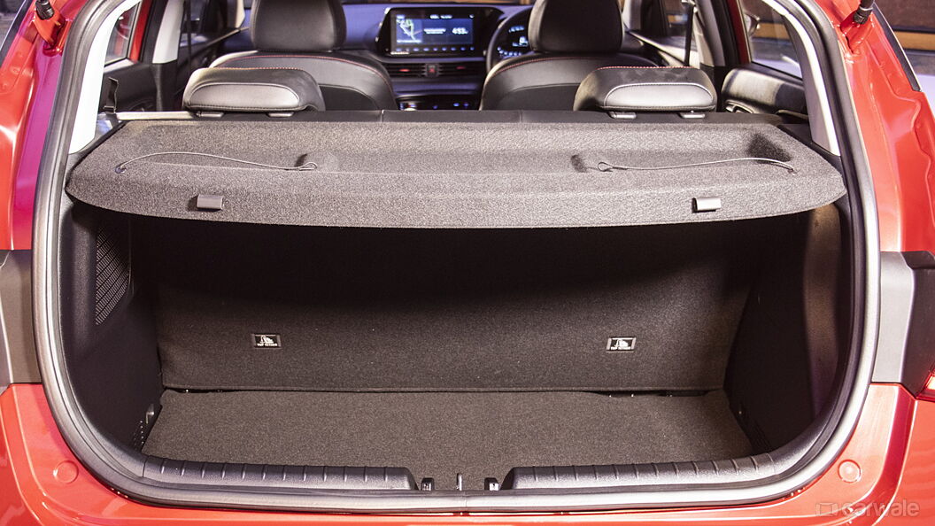 Discontinued Hyundai i20 2020 Bootspace with Parcel Tray/Retractable