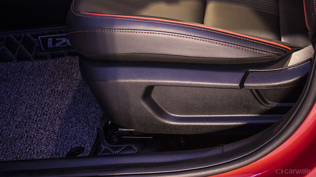 Discontinued Hyundai i20 2020 Seat Adjustment Manual for Front Passenger