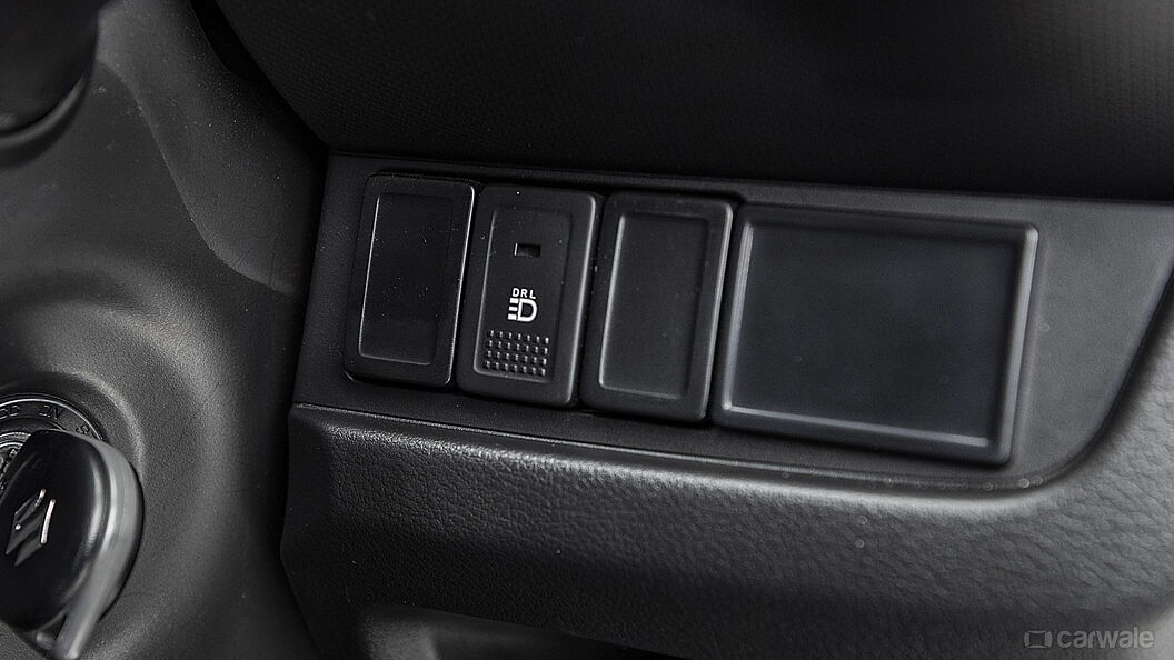 Discontinued Maruti Suzuki S-Presso 2019 Dashboard Switches