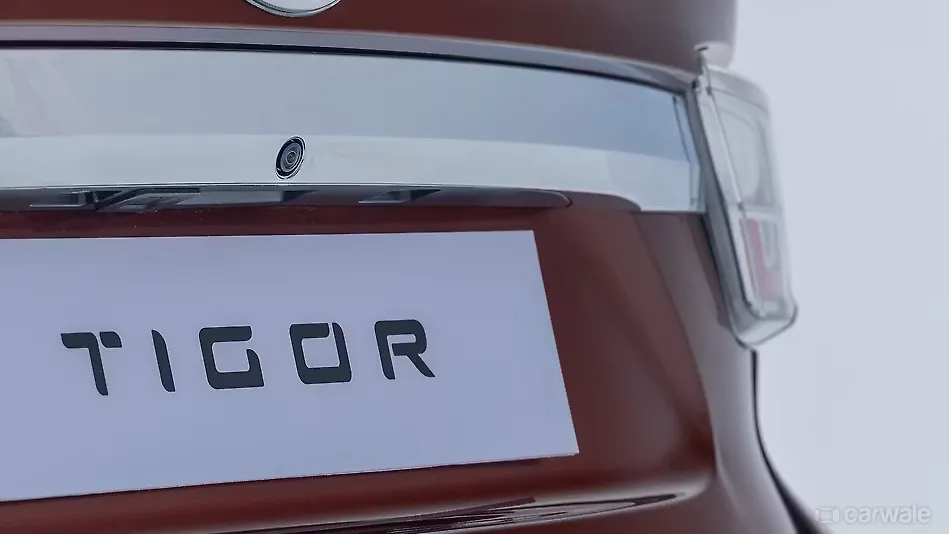 Tigor Rear Logo Image, Tigor Photos in India - CarWale