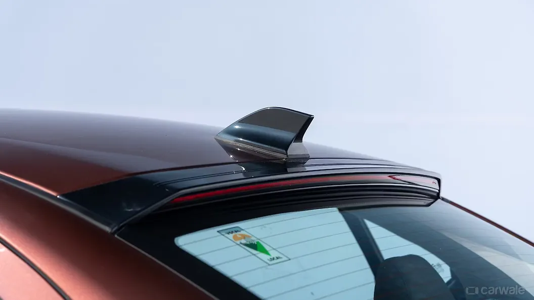 Tigor Rear Spoiler Image, Tigor Photos in India - CarWale