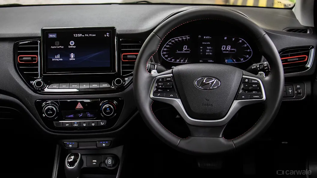 Verna Steering Wheel Image, Verna Photos in India CarWale