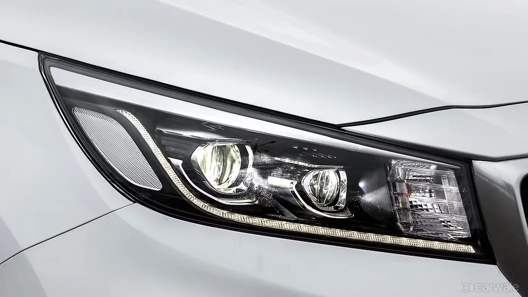 Carnival Daytime Running Lamp (DRL) Image, Carnival Photos in India