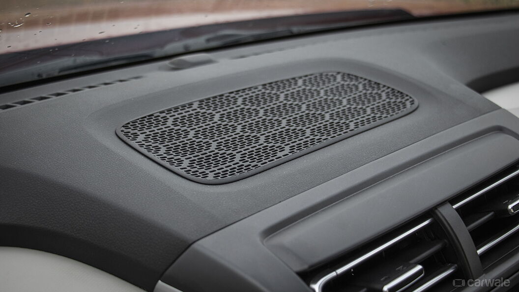 Discontinued Hyundai Creta 2020 Central Dashboard - Top Storage/Speaker