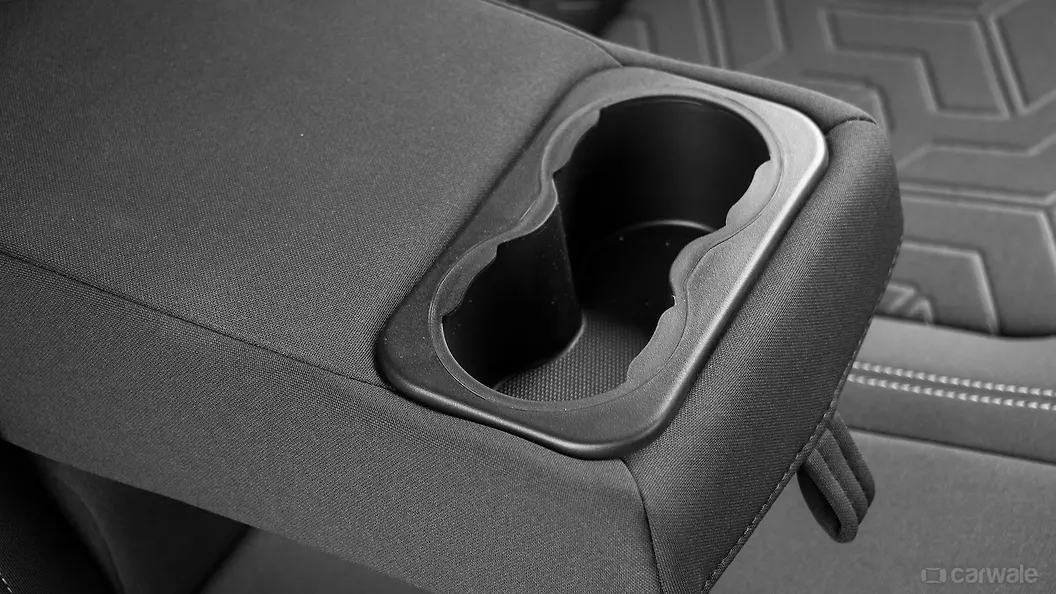 Nexon Rear Cup Holders Image, Nexon Photos in India CarWale