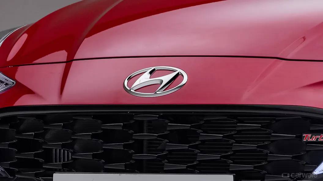 Aura Front Logo Image, Aura Photos in India - CarWale