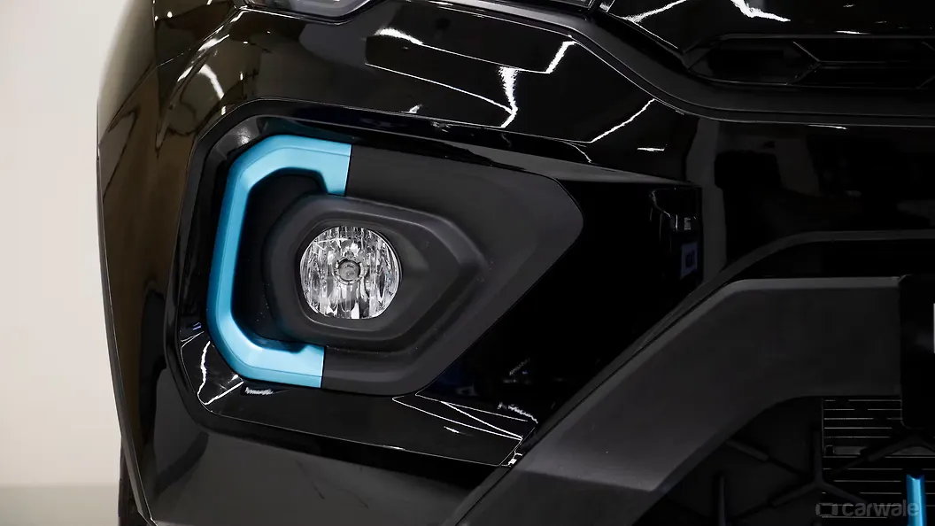 Nexon EV Front Fog Lamp Image, Nexon EV Photos in India CarWale