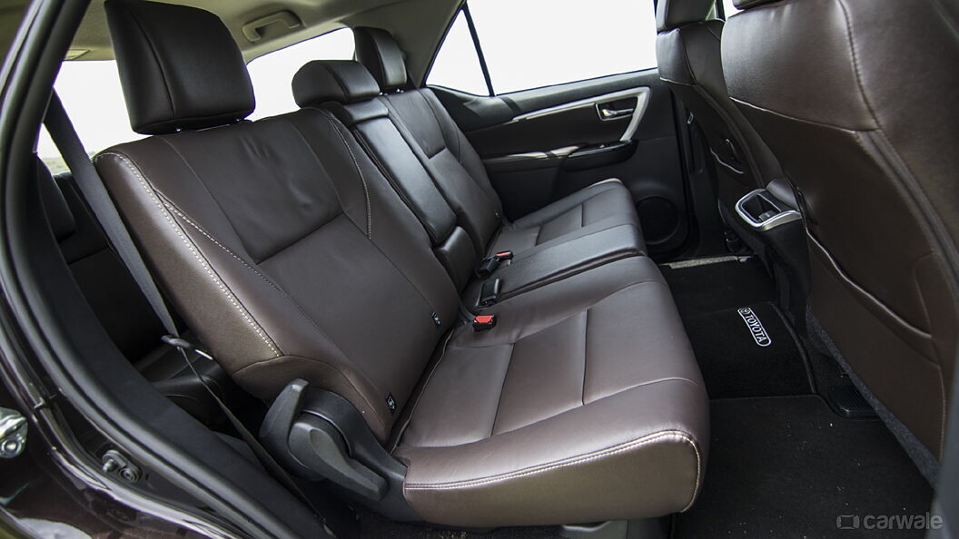 Discontinued Toyota Fortuner 2016 Rear Seat Space