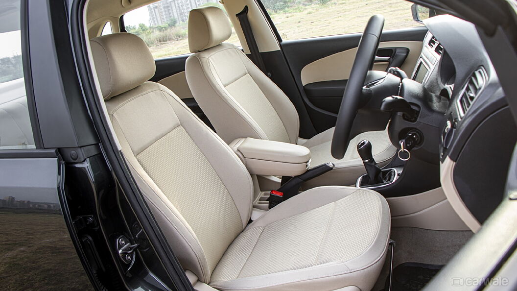 Volkswagen Ameo Front-Seats
