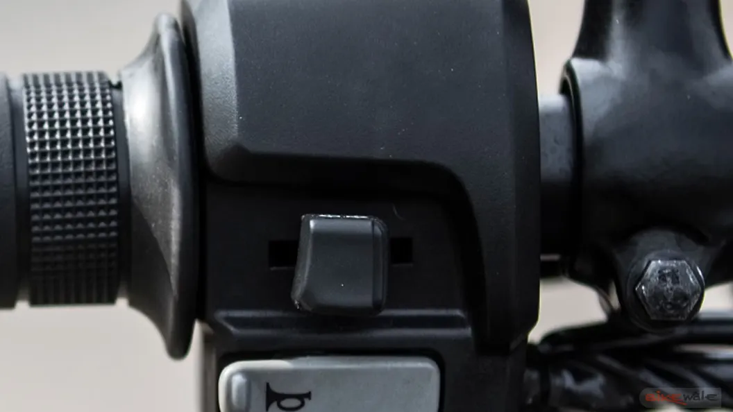 Honda SP 125 Turn Indicators Switch Image BikeWale