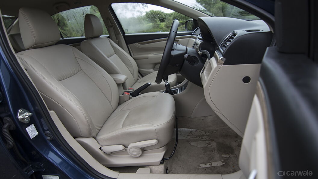 Maruti Suzuki Ciaz Front-Seats