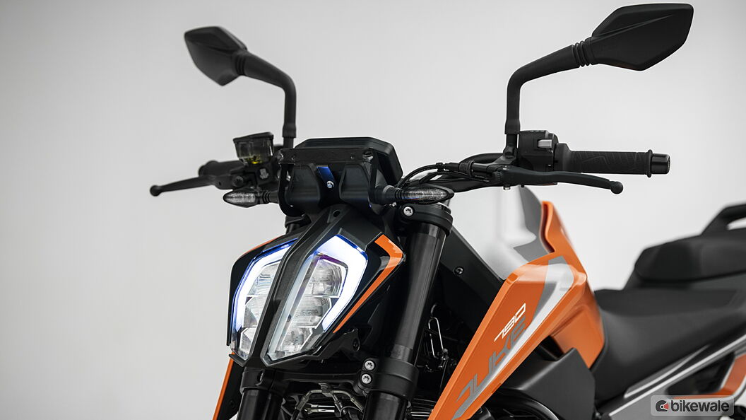 KTM 790 Duke Headlamp Image – BikeWale