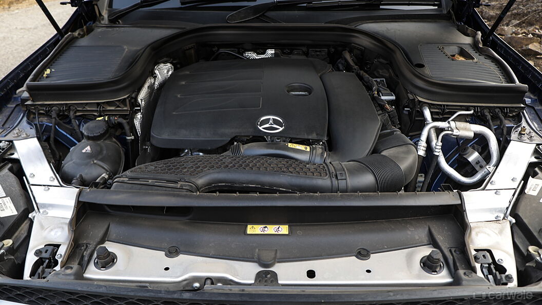 Discontinued Mercedes-Benz GLC 2019 Engine Shot
