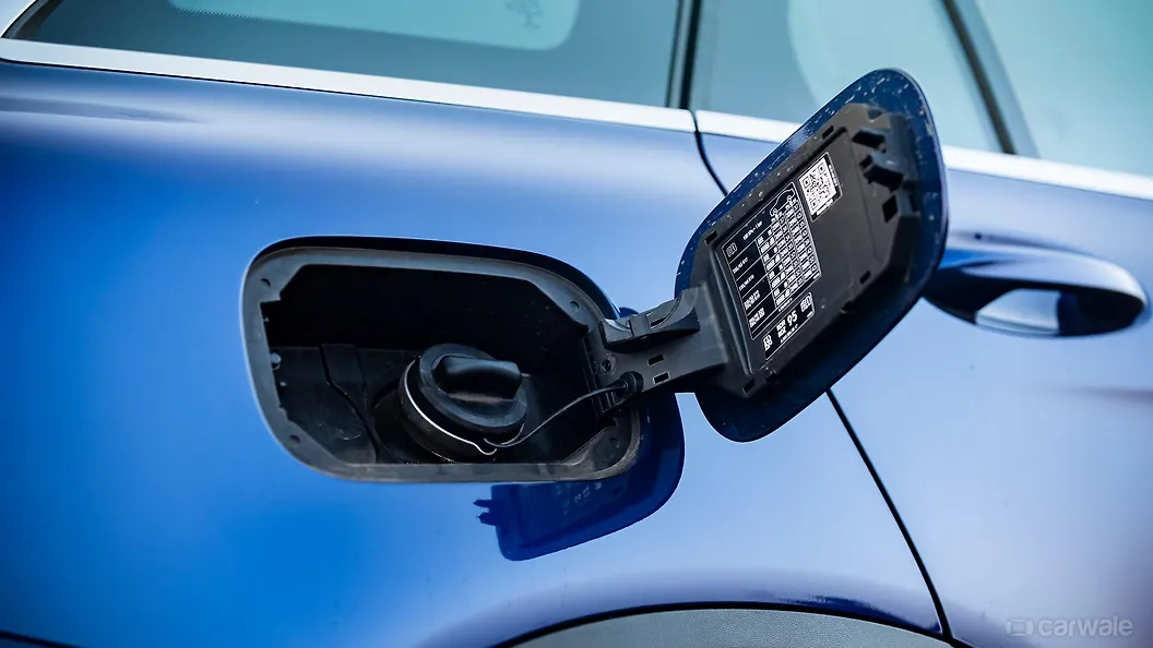 GLC Open Fuel Lid Image, GLC Photos in India CarWale