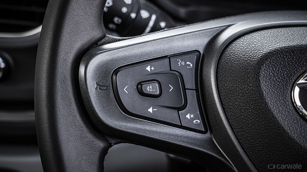 Tata Altroz Steering Mounted Audio Controls