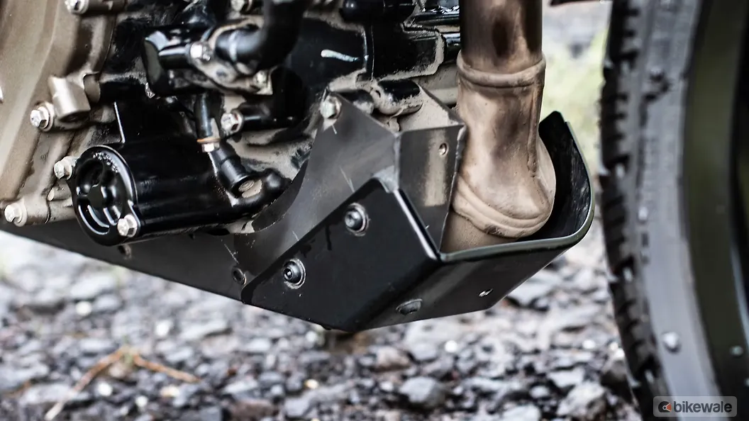 husqvarna svartpilen 250 exhaust
