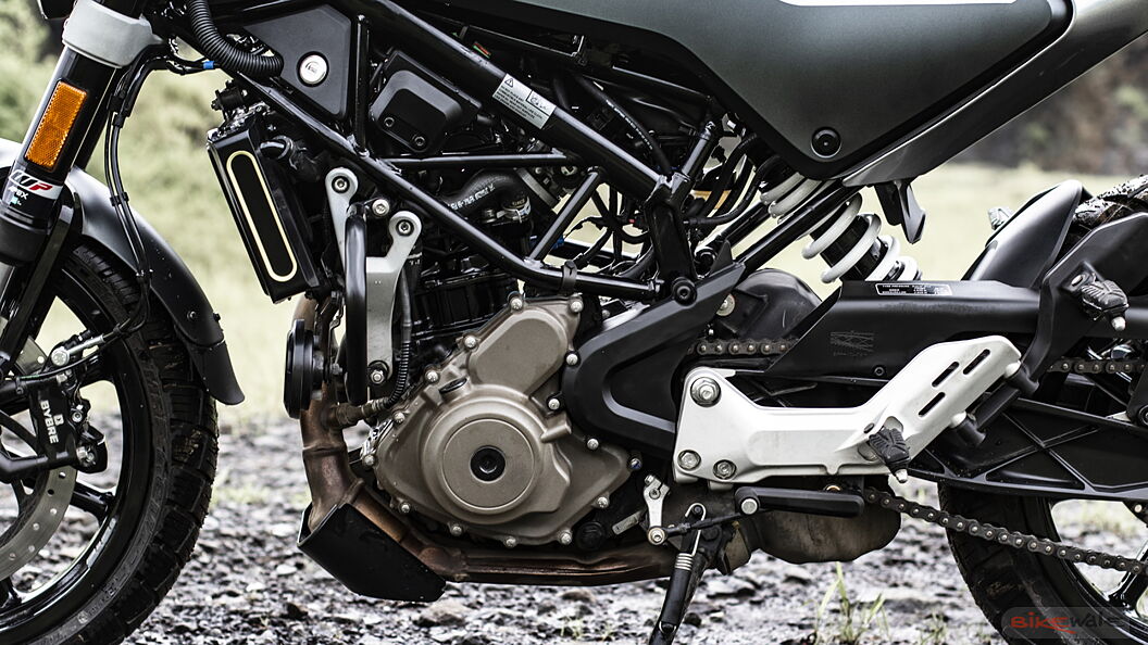 Husqvarna Svartpilen 250 Engine From Left Image – BikeWale