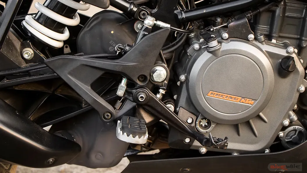 KTM 390 Adventure [2021] Gear Lever Adjustment Image BikeWale