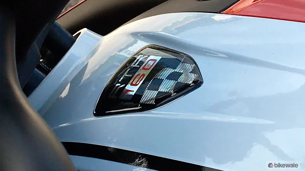 TVS Apache RTR 160 4V Fuel Tank Image BikeWale