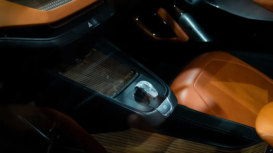 Skoda-Vision-IN-Concept-Gear-Lever Skoda-Vision-IN-Concept-Gear-Lever