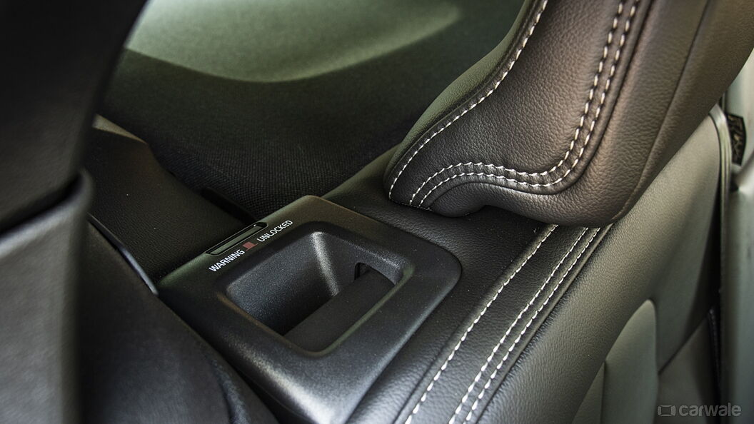 Discontinued Volvo XC40 2018 Rear Seat Space