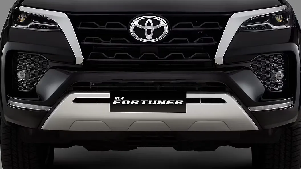 fortuner-grille fortuner-grille