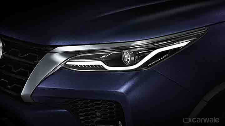 Toyota Fortuner Headlight
