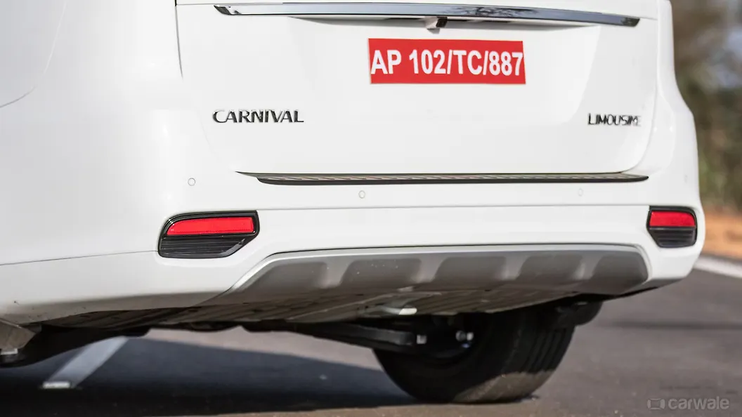Carnival Rear Bumper Image, Carnival Photos in India CarWale