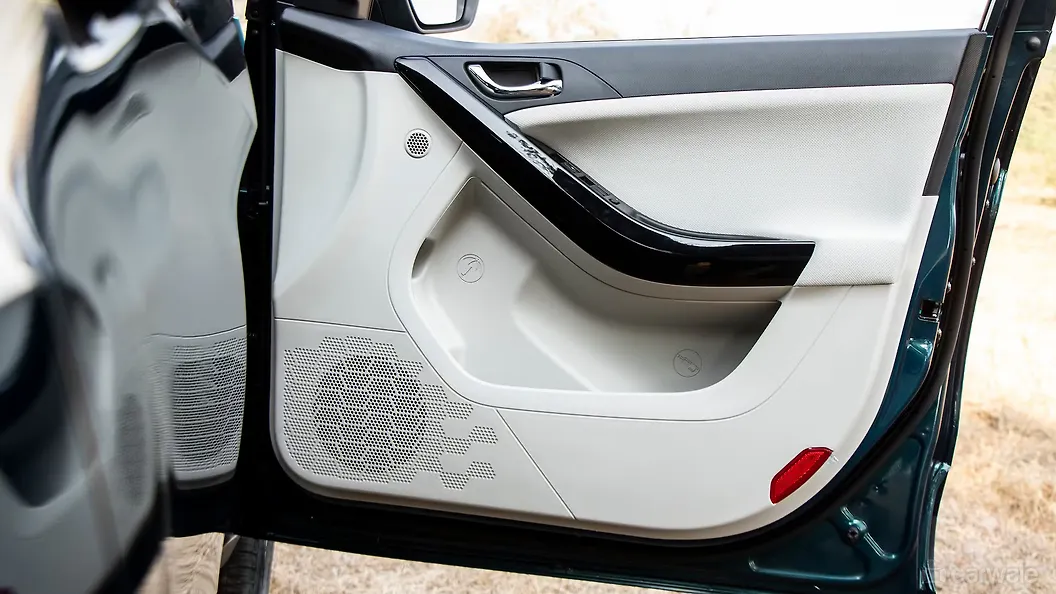 Nexon EV Door Handles Image, Nexon EV Photos in India CarWale