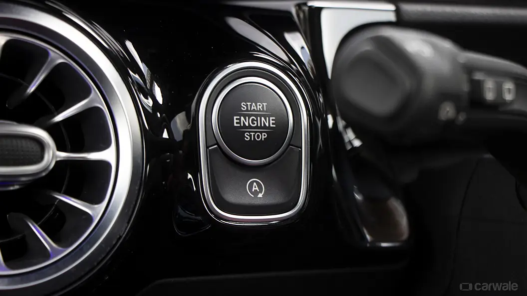 Mercedes-Benz GLA Engine Start Button
