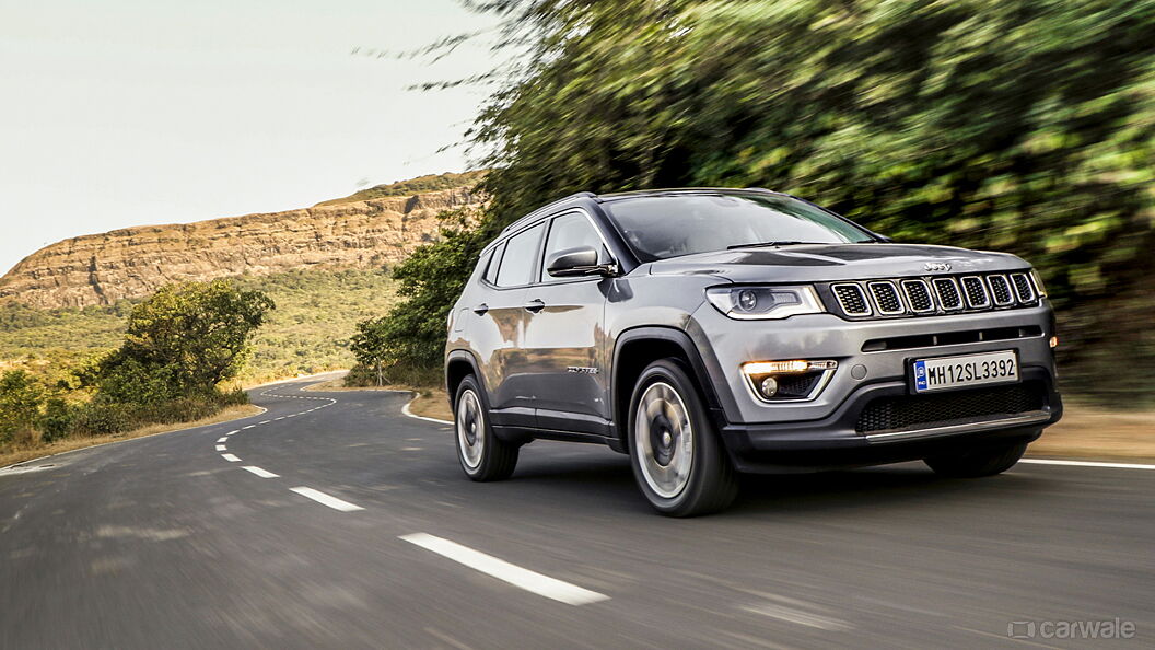 Discontinued Jeep Compass 2017 Action