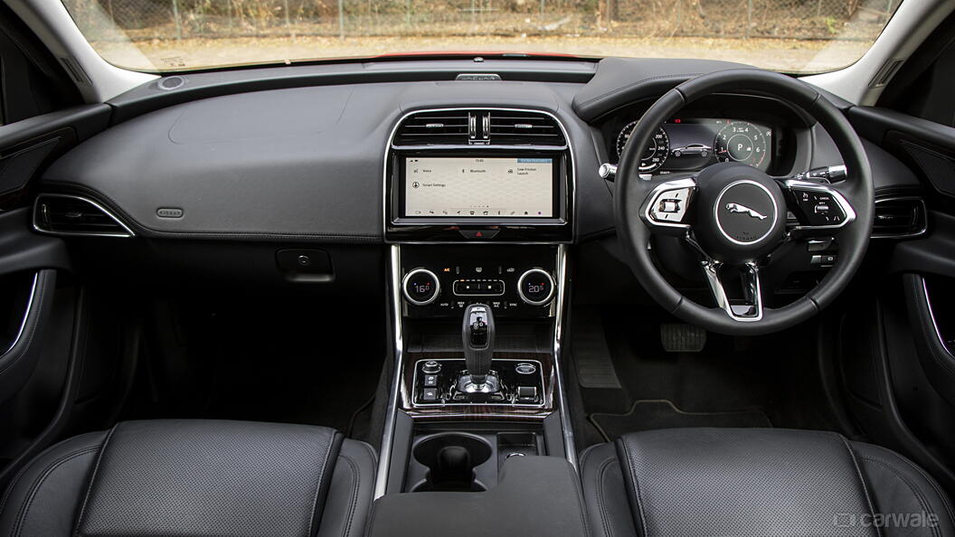 XE Dashboard Image, XE Photos in India - CarWale