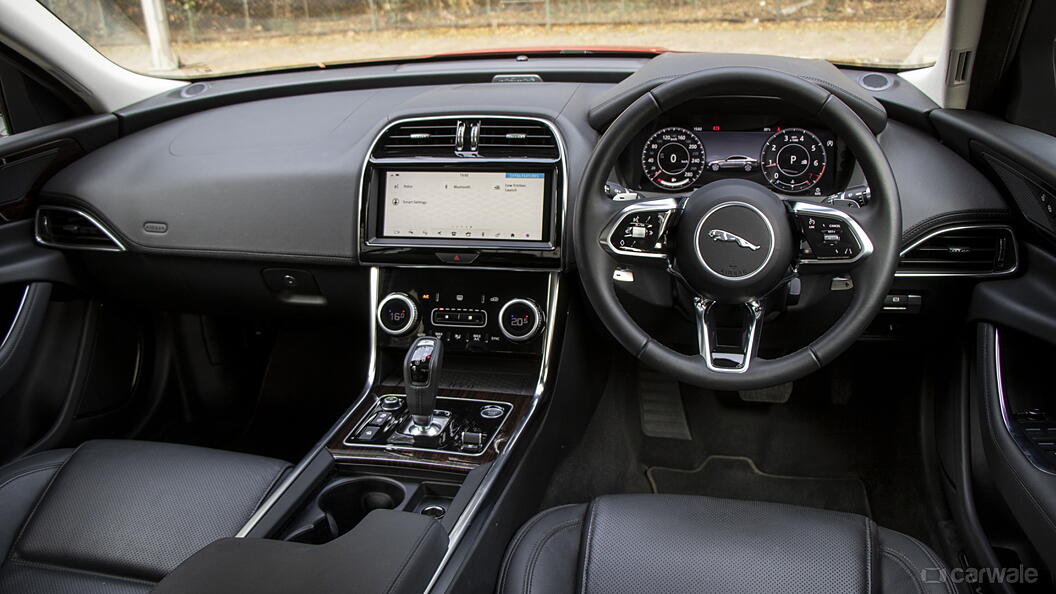 XE Dashboard Image, XE Photos in India - CarWale