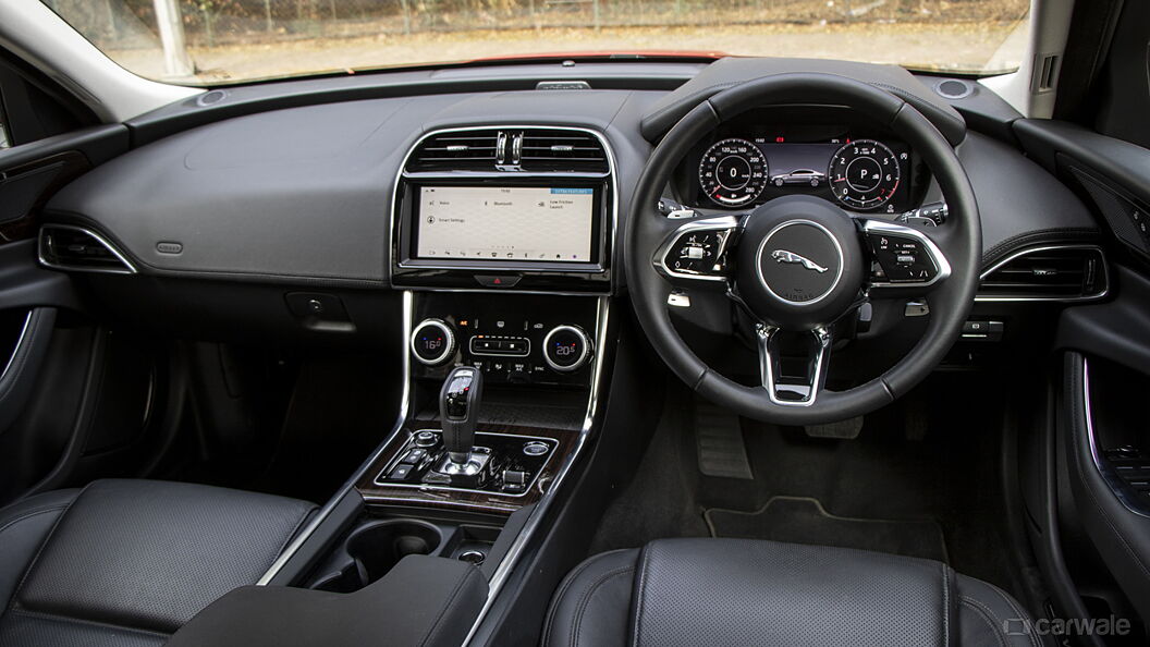 Jaguar XE Dashboard