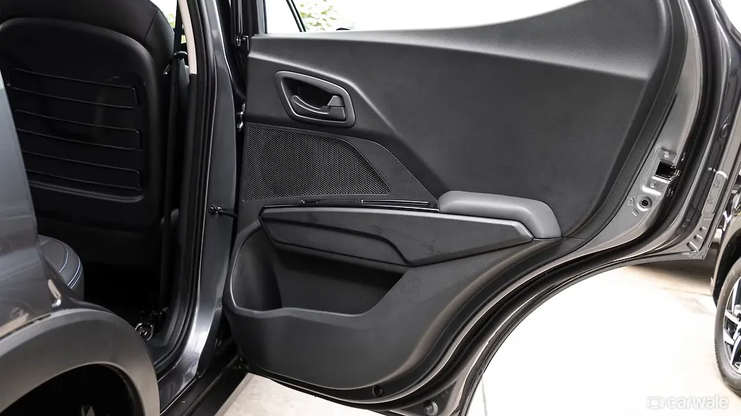 XUV400 Rear Door Pad Image, XUV400 Photos in India CarWale