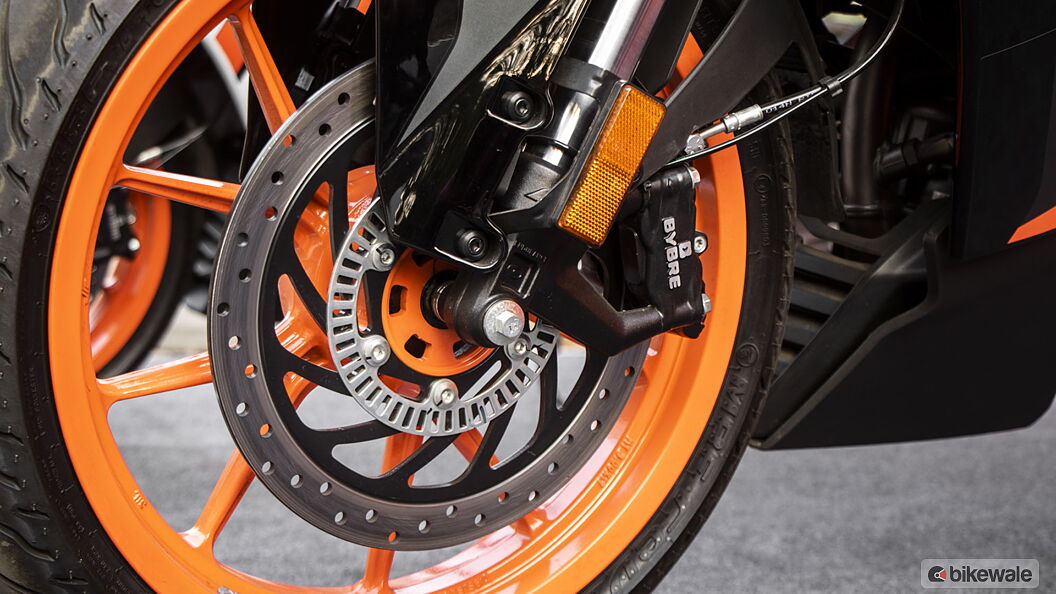 KTM RC 200 [2020] Wheels-Tyres