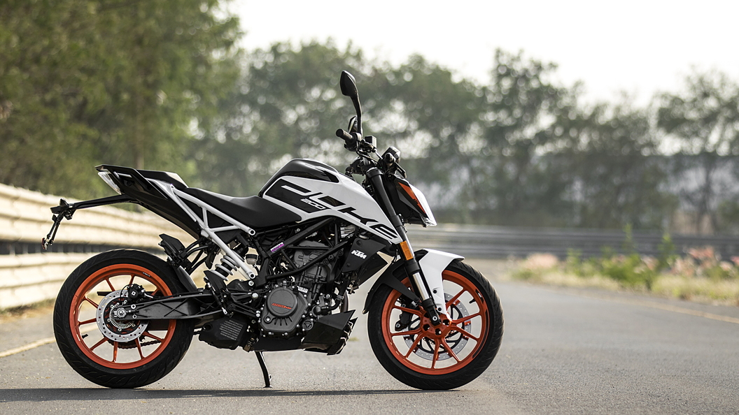 ktm 200 duke bs6 on road price