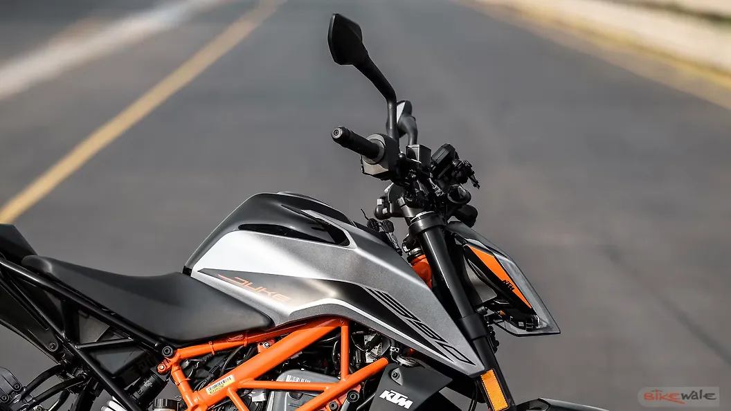 KTM 390 Duke [2021] Fuel Tank Image BikeWale