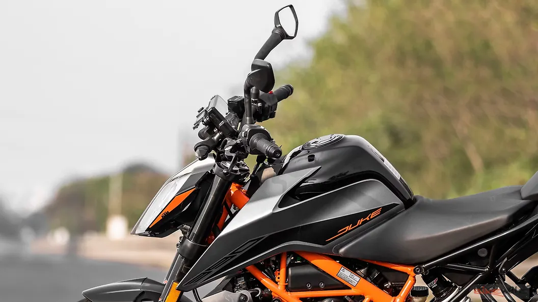 KTM 390 Duke [2021] Fuel Tank Image BikeWale