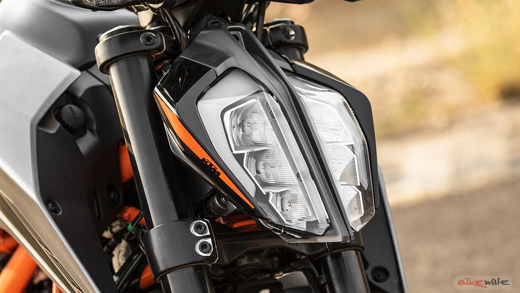 ventilator fløjl Urimelig KTM 390 Duke [2021] Headlamp Image – BikeWale