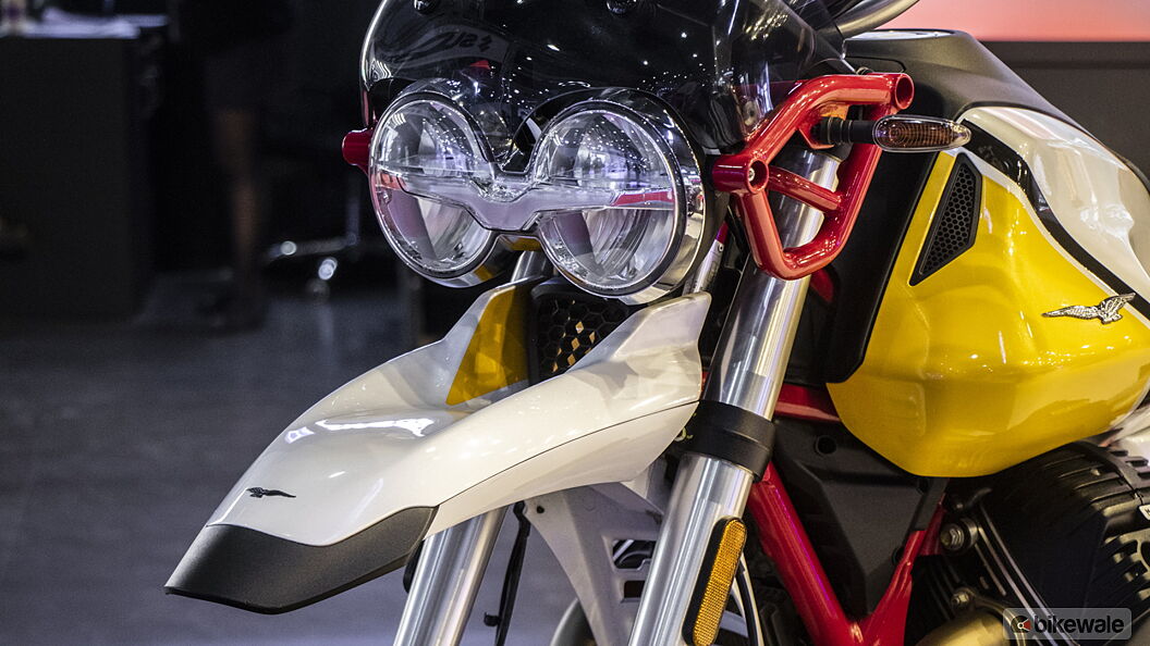 Moto Guzzi V85 Headlamps