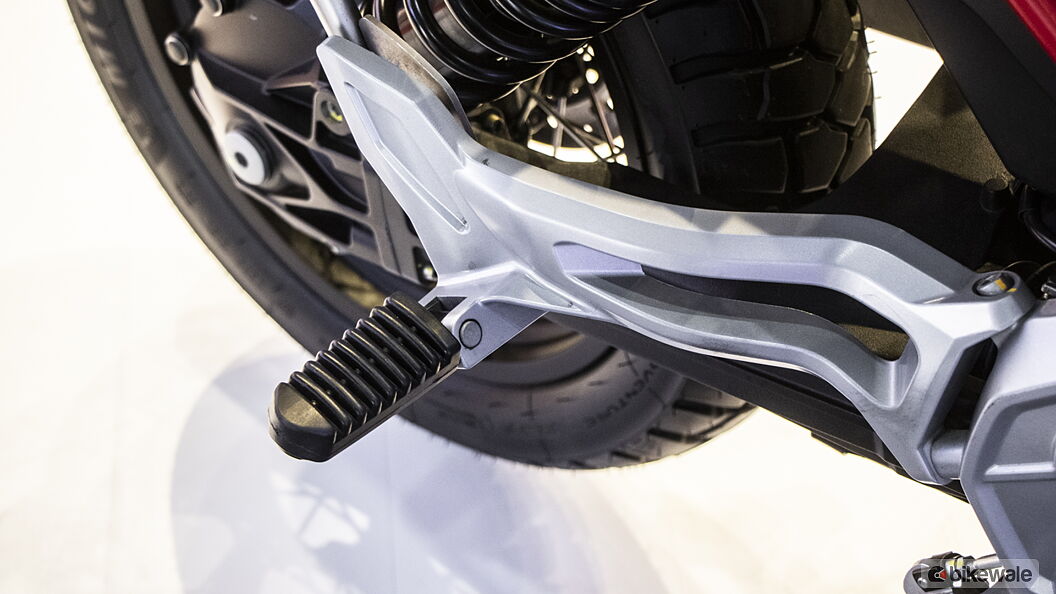 Moto Guzzi V85 Rear FootPeg