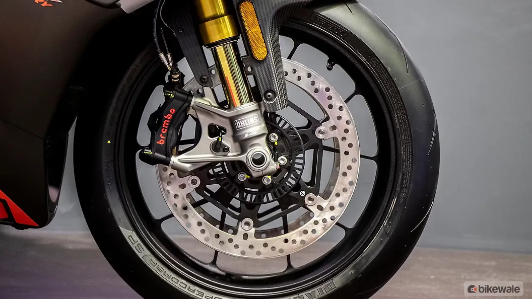 Aprilia RSV4 1100 Factory - [2020-2023] Headlamps Image – BikeWale