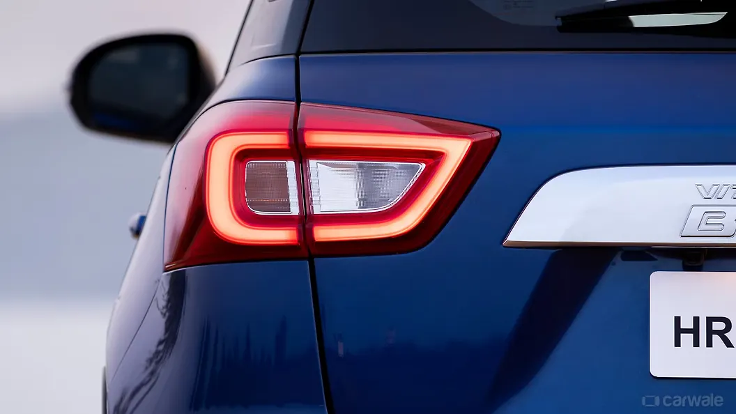 Vitara Brezza Tail Lamp Image, Vitara Brezza Photos in India CarWale