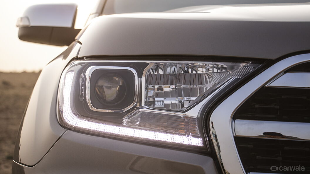 Ford Endeavour Headlamps