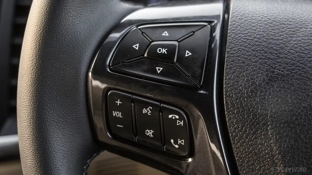 Endeavour Steering Mounted Audio Controls Image, Endeavour Photos in