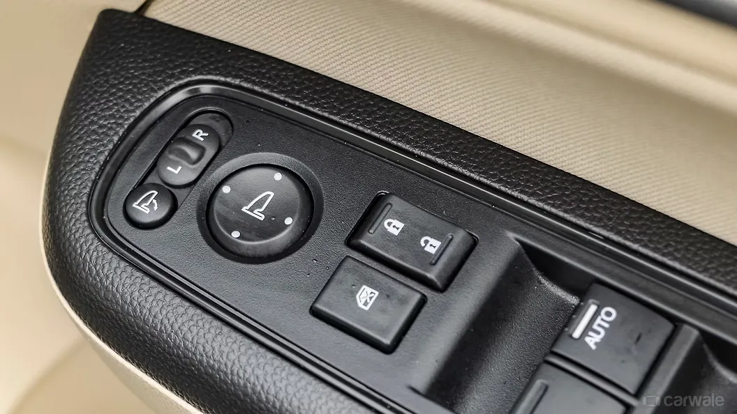 Amaze Outer Rear View Mirror ORVM Controls Image, Amaze Photos in India