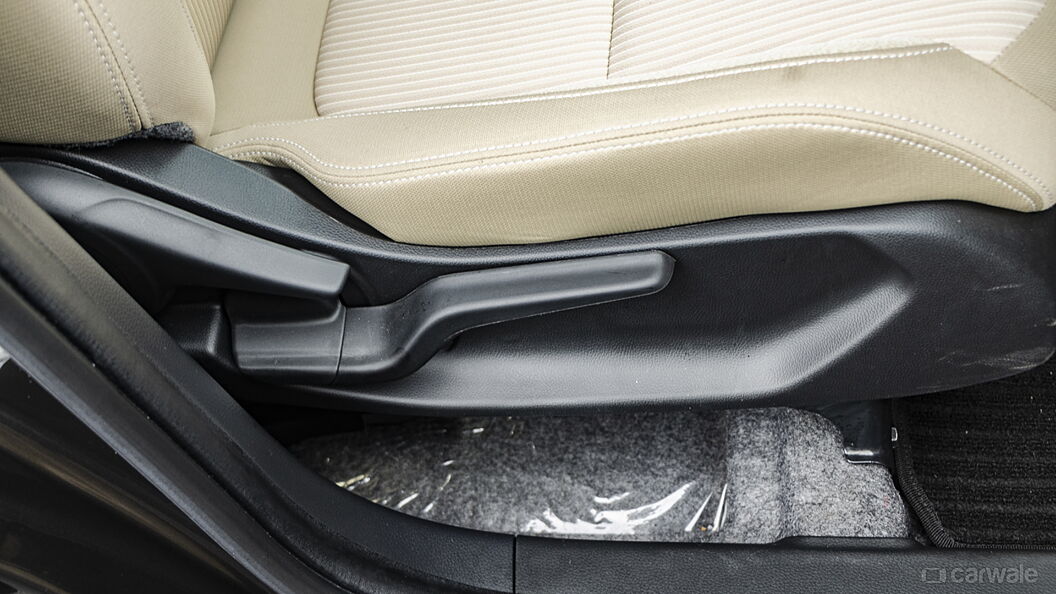 Honda Amaze Seat Adjustment Manual for Driver